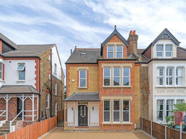 House for sale in Elmers End, Greater London