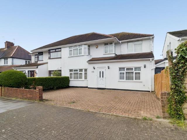 House for sale in Pinner, Greater London