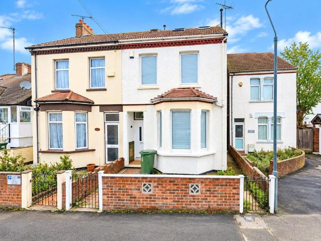 House for sale in London Borough of Bexley, Greater London