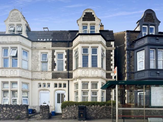House for sale in Penylan, Falcon Lodge