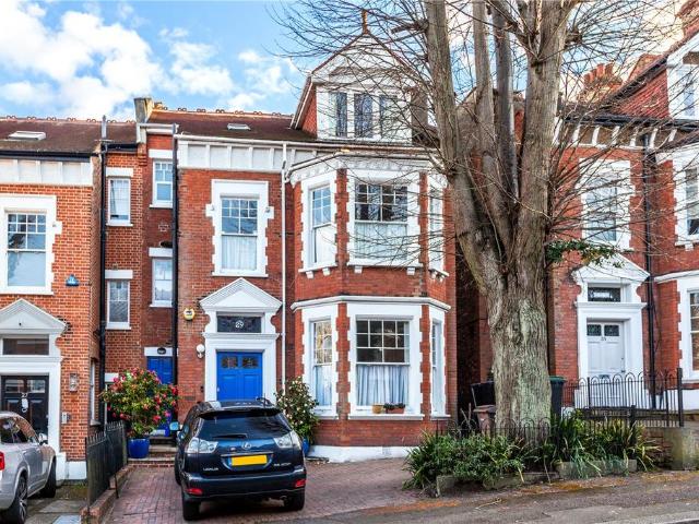 House for sale in Crouch End, Greater London