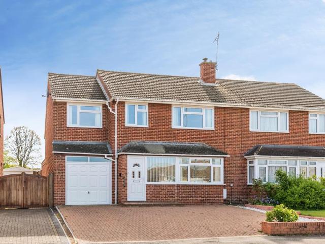 House for sale in Haydon Wick, Swindon