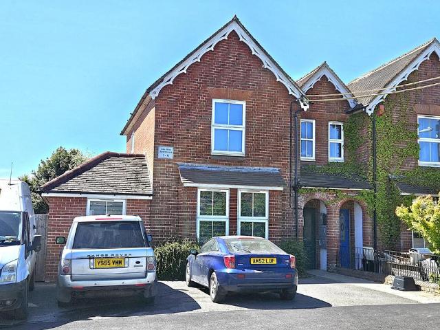 House for sale in Bishop's Waltham