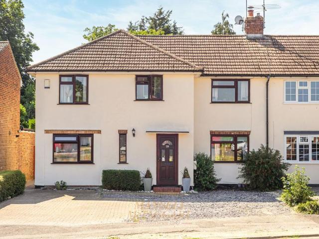 House for sale in Red Hill, Surrey