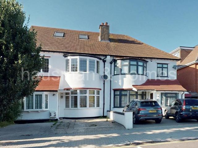 House for sale in Brent Cross, Greater London