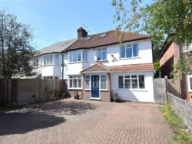 House for sale in New Malden, Greater London