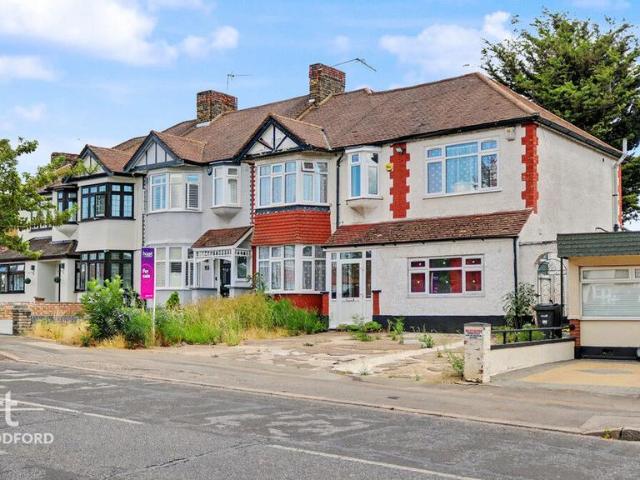 House for sale in Greater London