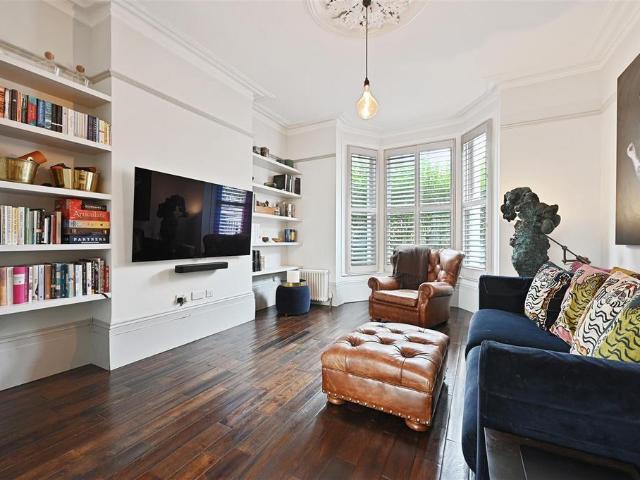 House for sale in Shepherd's Bush, Greater London