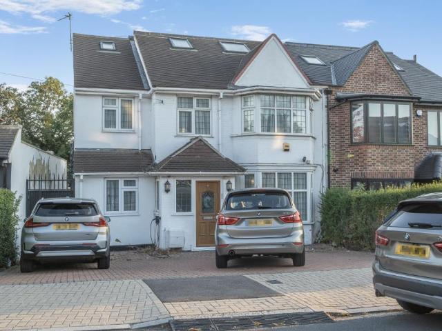 House for sale in Temple Fortune, Greater London