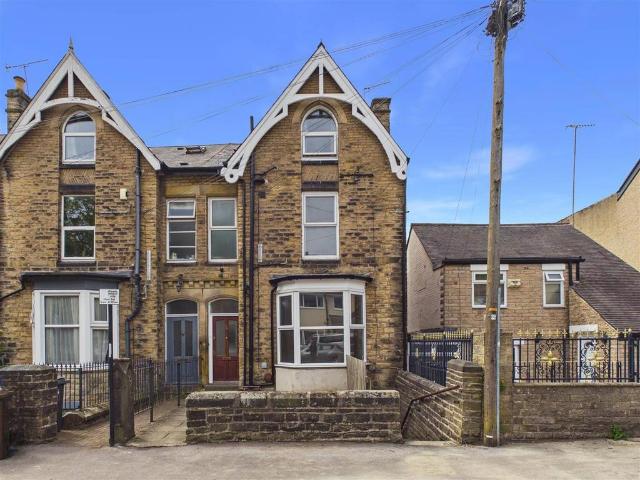 House for sale in Broomhill, South Yorkshire