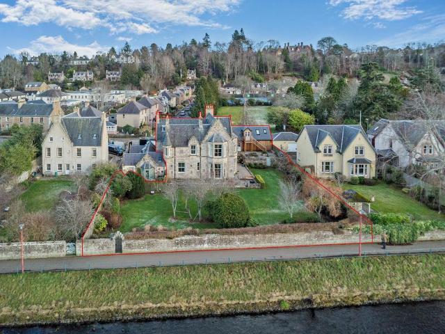 House for sale in Lentran, Scotland