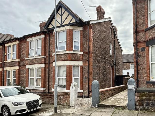 House for sale in Claughton, Wirral