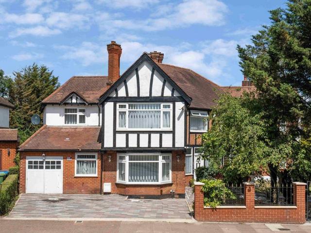 House for sale in Sudbury, Greater London