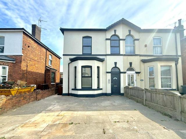 House for sale in Meols Cop, Southport