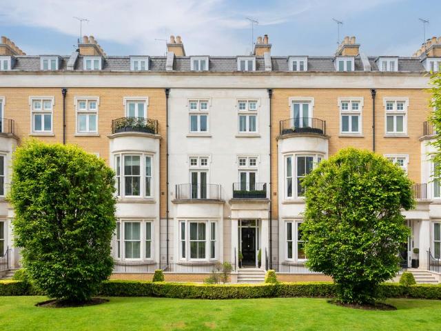House for sale in Notting Hill, Greater London