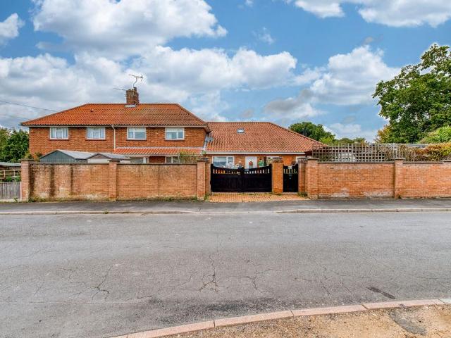 House for sale in Comers, Norfolk