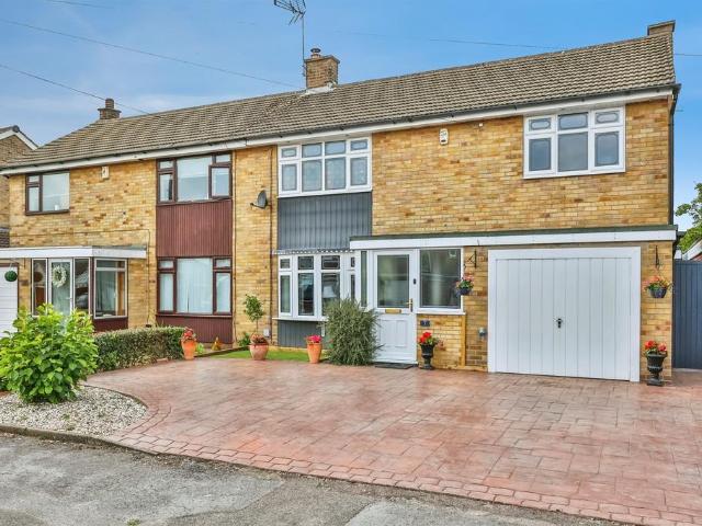 House for sale in Farleys, Hucknall