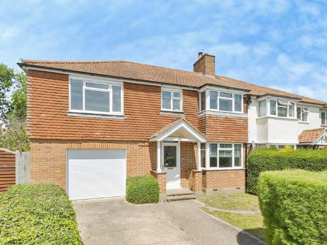 House for sale in The Butts, Kent
