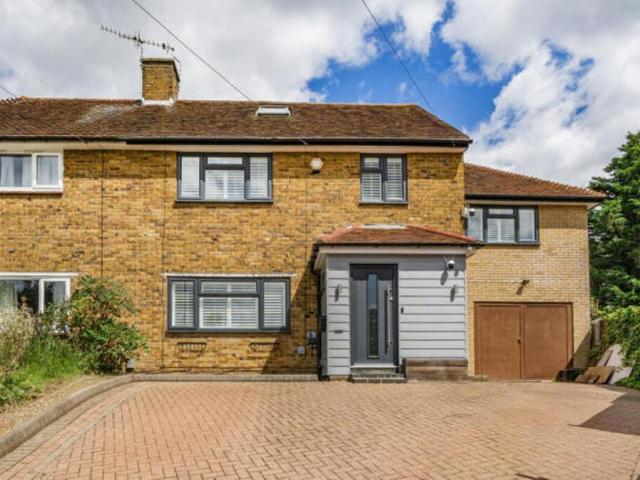 House for sale in London Borough of Bexley, Greater London