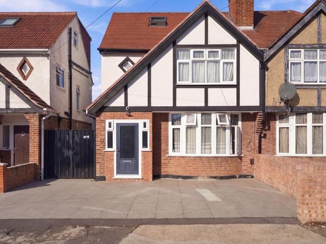 House for sale in London Borough of Hillingdon, Greater London