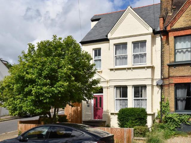 House for sale in London Borough of Lewisham, Greater London