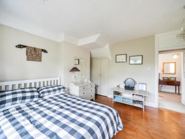 Farm for sale in East Finchley, Greater London