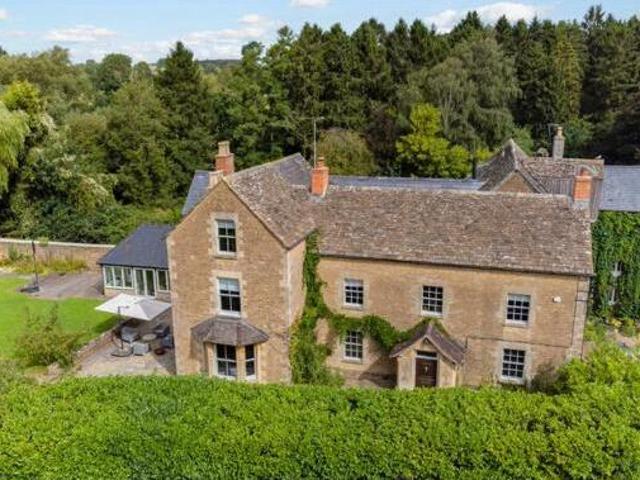 House for sale in Fossebridge, Gloucestershire