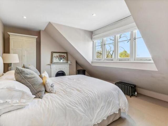 Property for sale in Wandsworth, Greater London