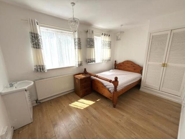 Farm for sale in Luton
