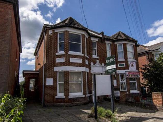 House for sale in Eastleigh, Helford
