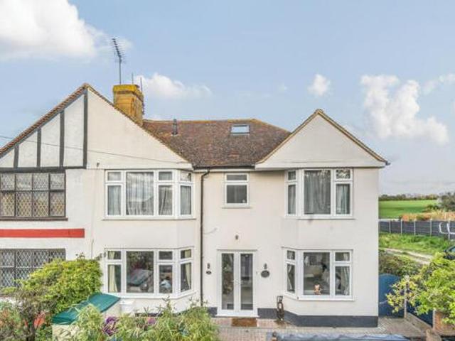 House for sale in Gravesend, Gravesham