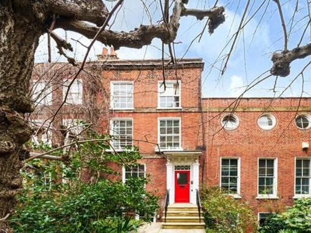 House for sale in City of London, Greater London