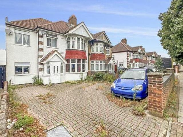 House for sale in Greater London