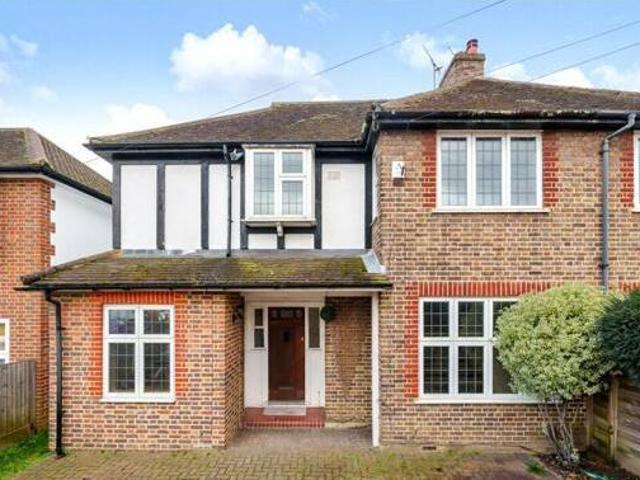 House for sale in Kingston Upon Thames, Greater London