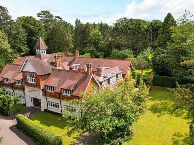 House for sale in Leatherhead, Mole Valley