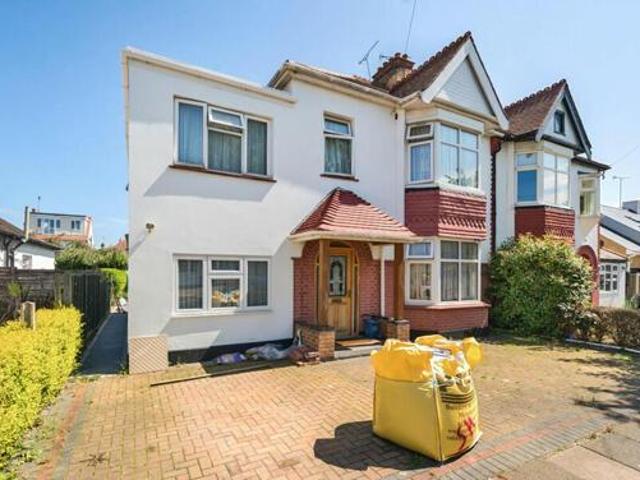 House for sale in Alton Barnes, Essex