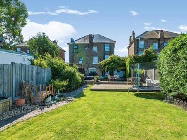 House for sale in Westbrook, Acol