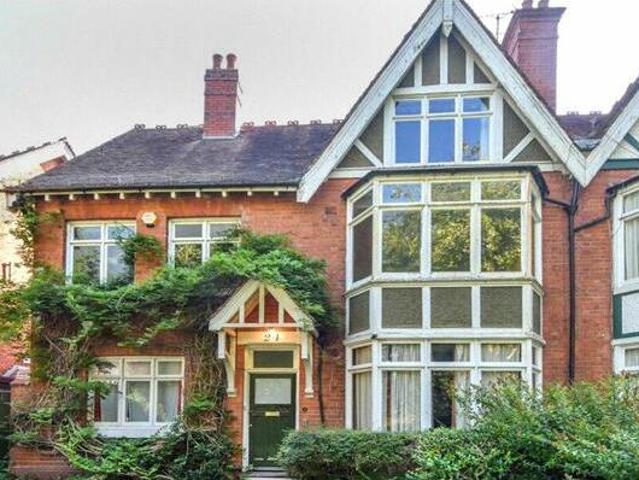 House for sale in Wake Green, West Midlands