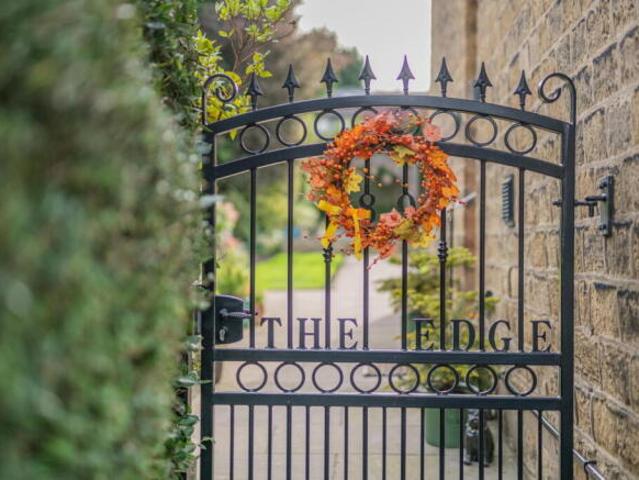 Farm for sale in Huddersfield, Kirklees