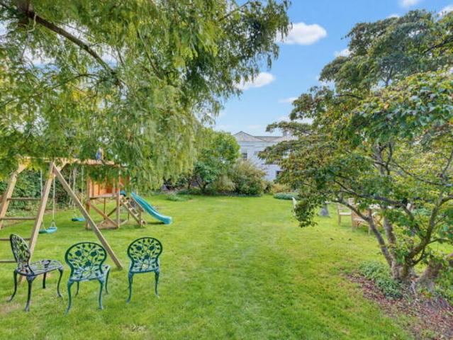 Farm for sale in Stoke-on-Trent, England