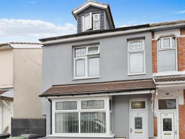 House for sale in Goldthorn Hill, West Midlands