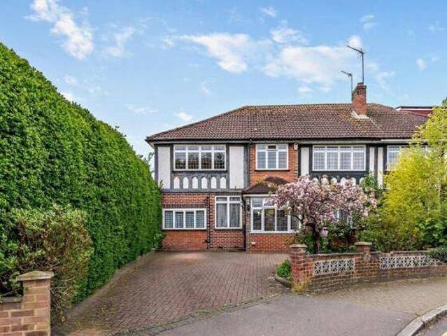 House for sale in Pinner, Greater London
