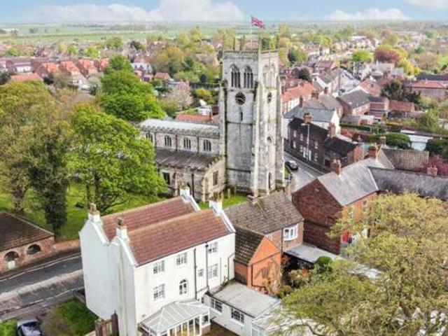 House for sale in Higher Bartle, Lancashire