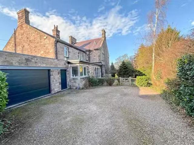 House for sale in Akeld