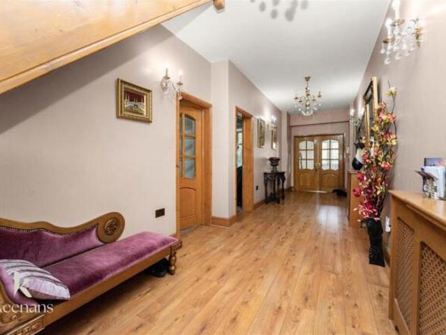 Farm for sale in Prestwich, Bury