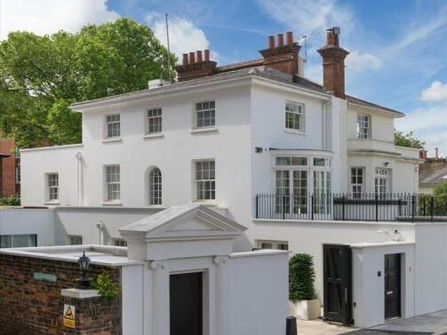 House for sale in Lyons, Greater London