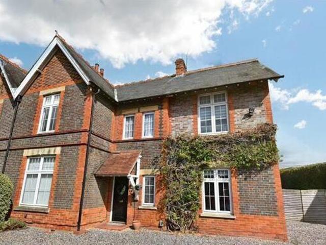 House for sale in Thatcham, West Berkshire