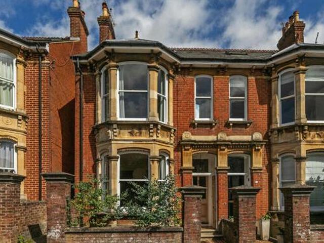 House for sale in Hawford, Hampshire
