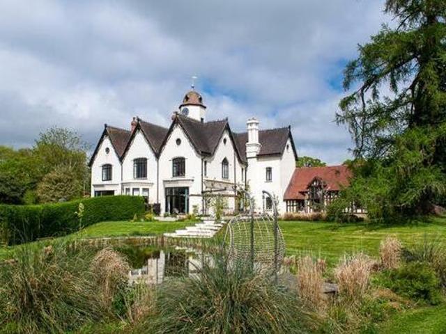 House for sale in Worcester, Worcestershire