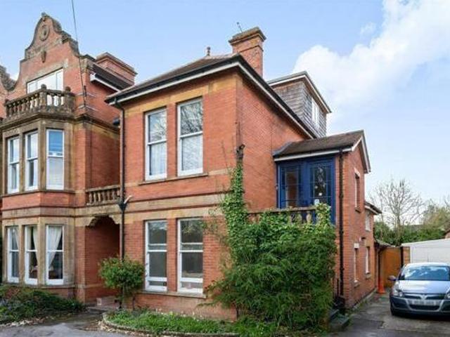 House for sale in Yeovil, Somerset